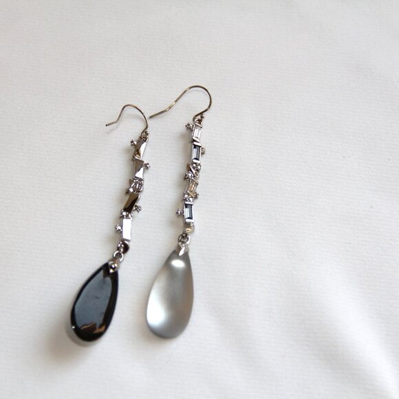 RARE Alexis Bittar Crystals and Lucite Drop Earrings. Alexis Bittar Hand- Carved - Picture 3 of 13